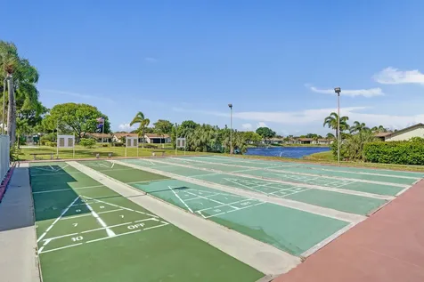 2105 SW 17th Circle Deerfield Beach FL 33442