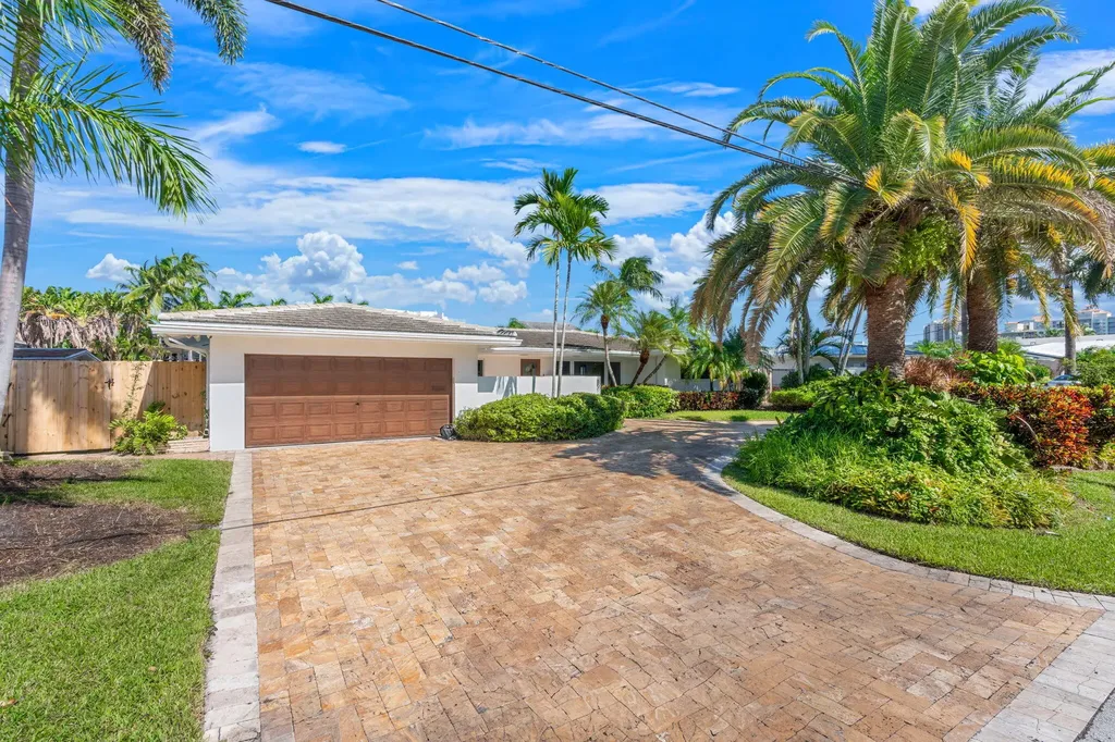 2813 NE 29th Street Fort Lauderdale FL 33306