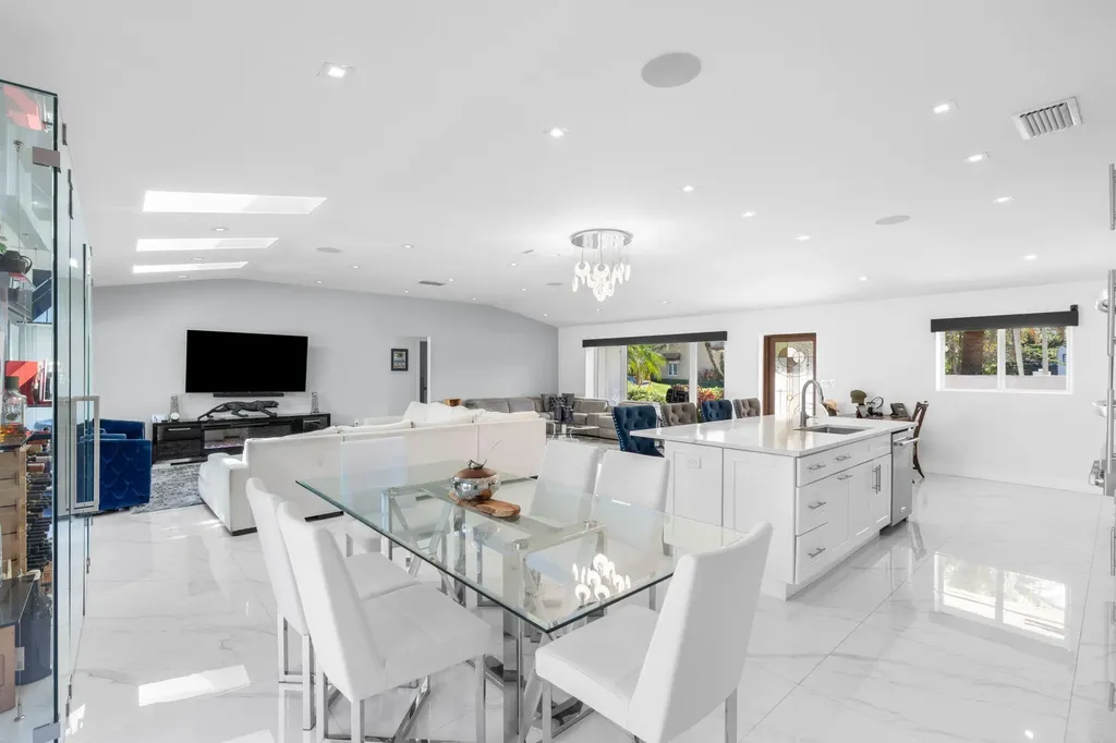 2813 NE 29th Street Fort Lauderdale FL 33306