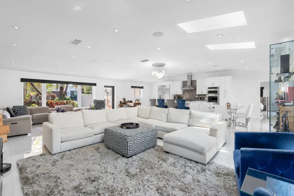2813 NE 29th Street Fort Lauderdale FL 33306