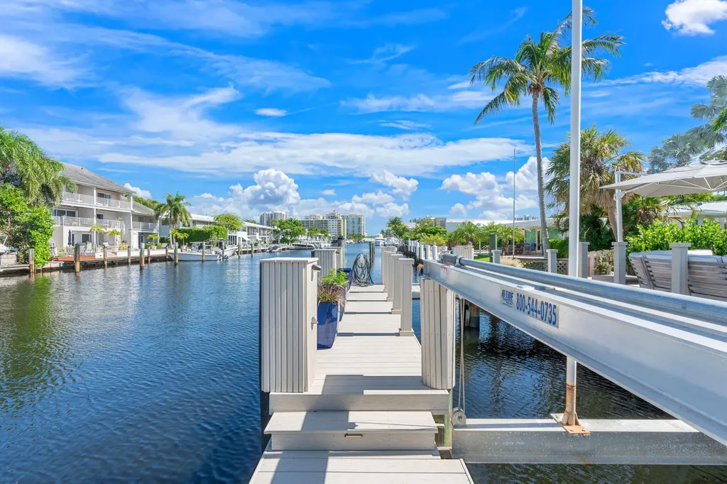 2813 NE 29th Street Fort Lauderdale FL 33306