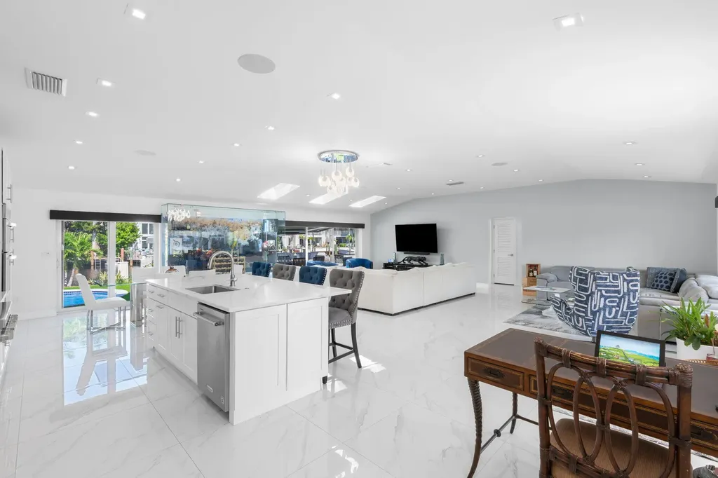 2813 NE 29th Street Fort Lauderdale FL 33306