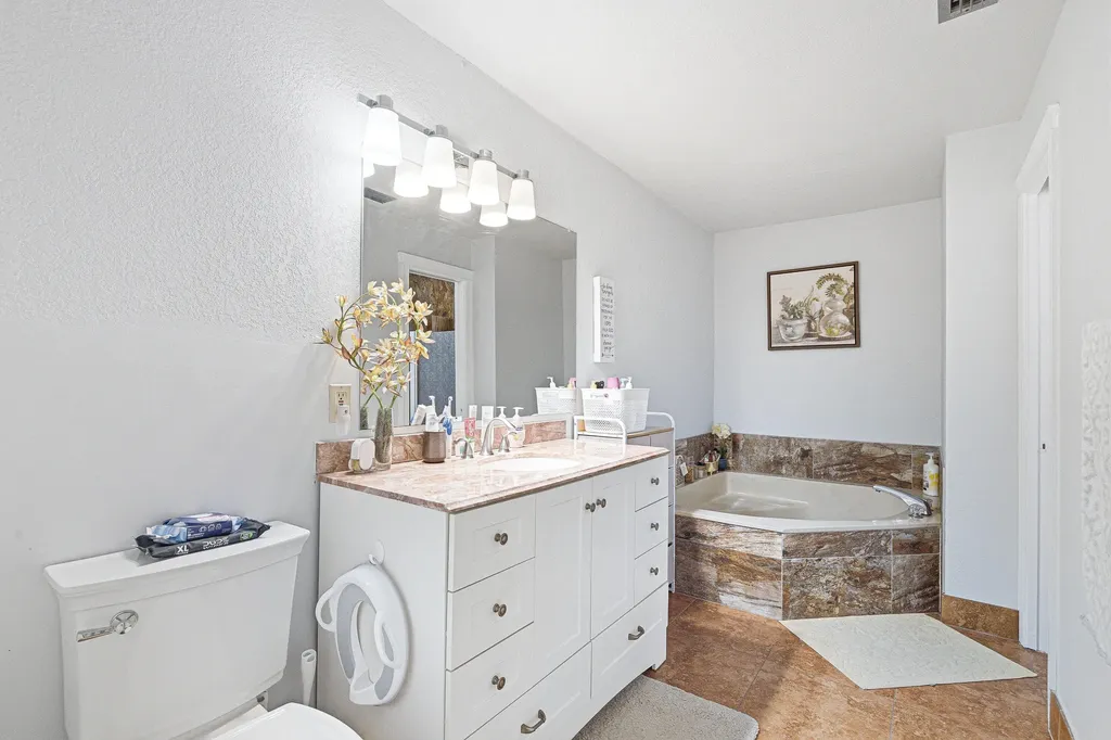 7040 Golf Pointe Circle Tamarac FL 33321