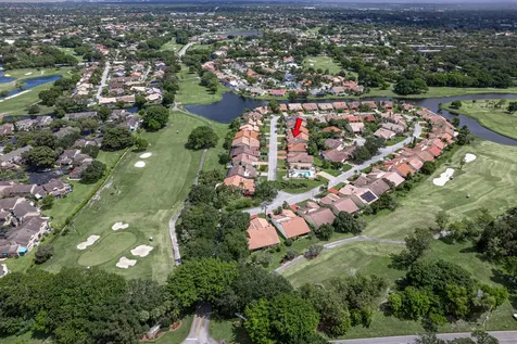 7040 Golf Pointe Circle Tamarac FL 33321