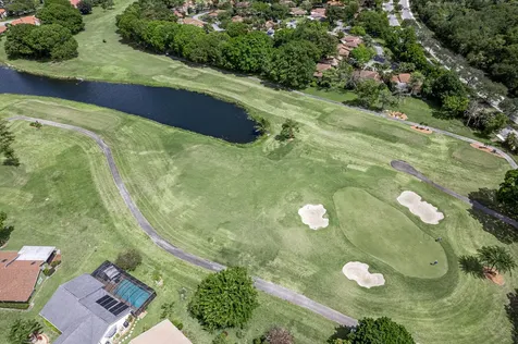 7040 Golf Pointe Circle Tamarac FL 33321