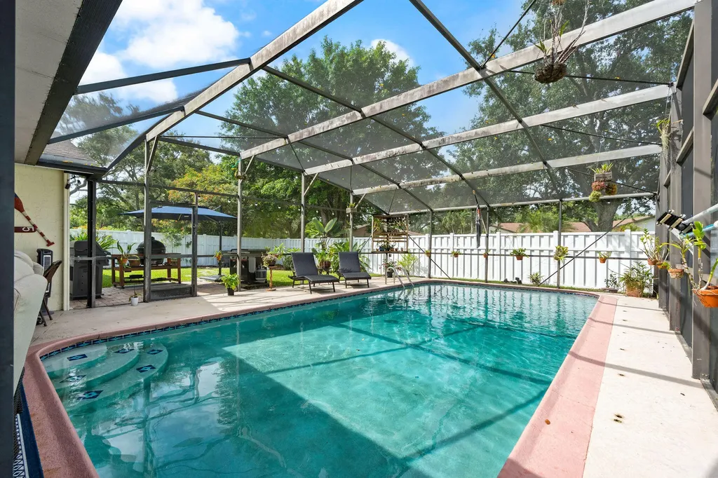 4010 W Sailboat Drive Cooper City FL 33026