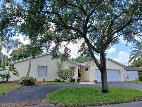 4010 W Sailboat Drive Cooper City FL 33026
