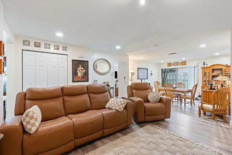 4010 W Sailboat Drive Cooper City FL 33026