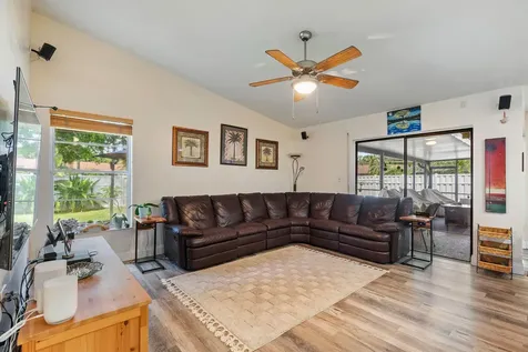 4010 W Sailboat Drive Cooper City FL 33026
