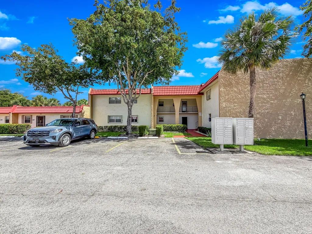 217 Lake Dora Drive West Palm Beach FL 33411