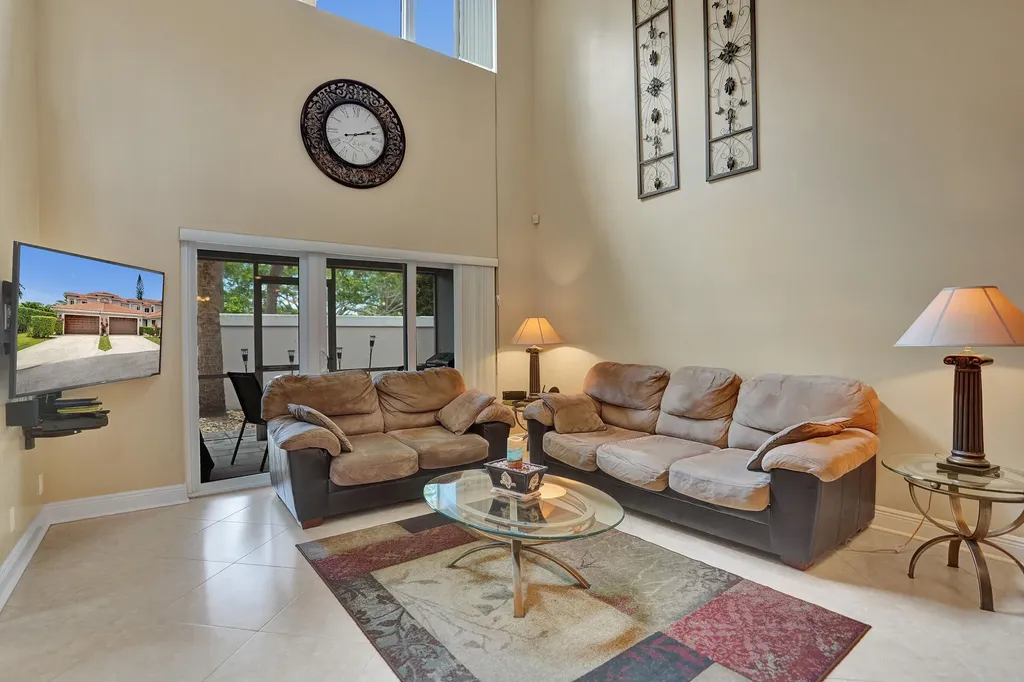 10474 Mateo Court Boca Raton FL 33498