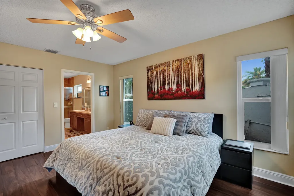 10474 Mateo Court Boca Raton FL 33498