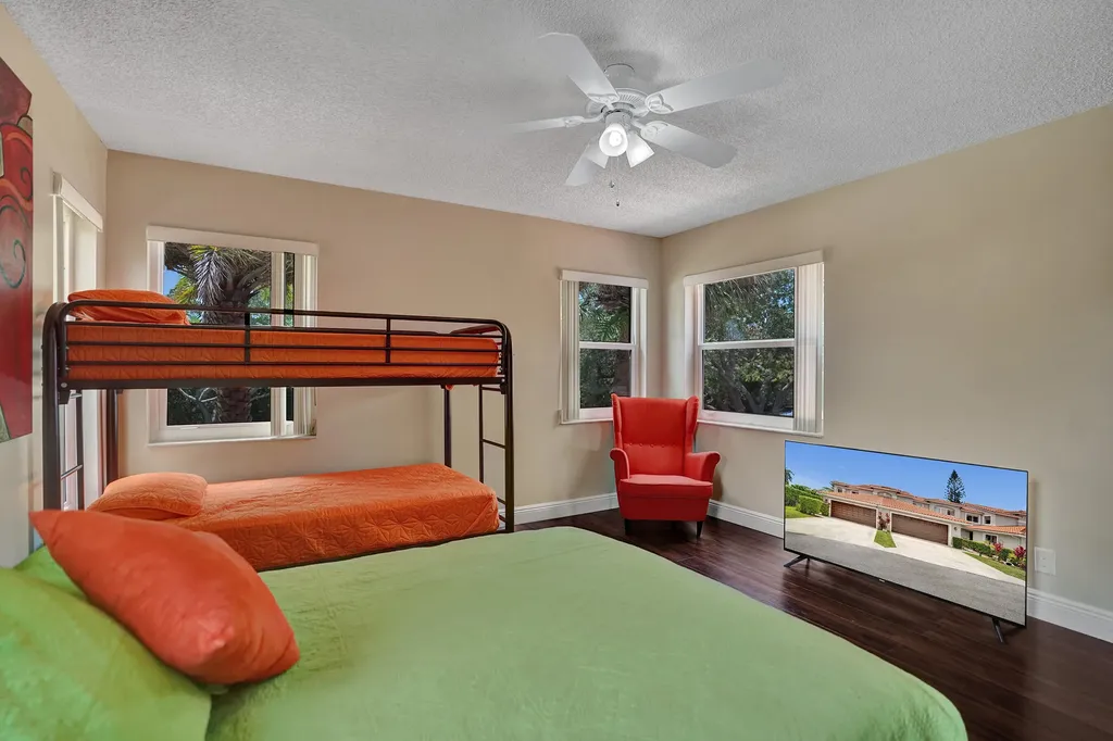 10474 Mateo Court Boca Raton FL 33498