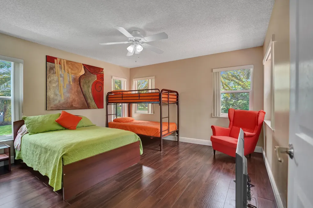 10474 Mateo Court Boca Raton FL 33498