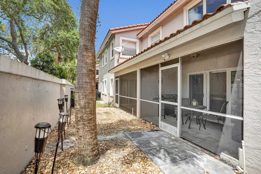 10474 Mateo Court Boca Raton FL 33498