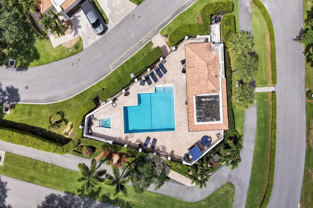 10474 Mateo Court Boca Raton FL 33498