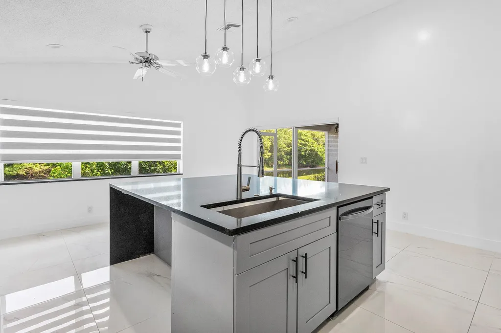 11163 S 180th Court S Boca Raton FL 33498