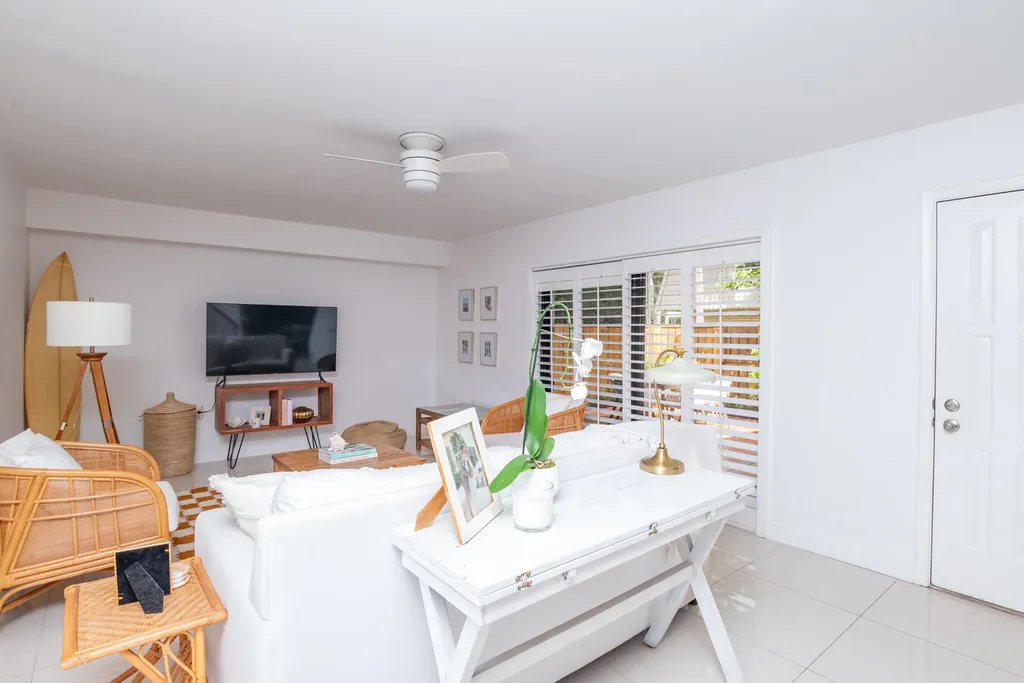 5821 58th Way West Palm Beach FL 33409