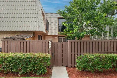 5821 58th Way West Palm Beach FL 33409