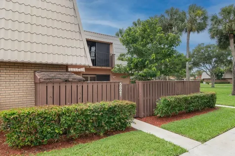 5821 58th Way West Palm Beach FL 33409