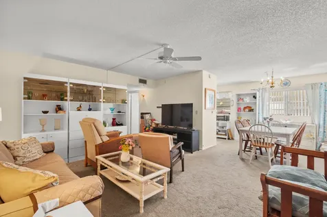 61 Woodland Drive Vero Beach FL 32962