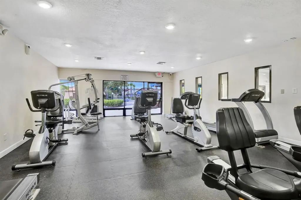 2881 N Pine Island Road Sunrise FL 33322