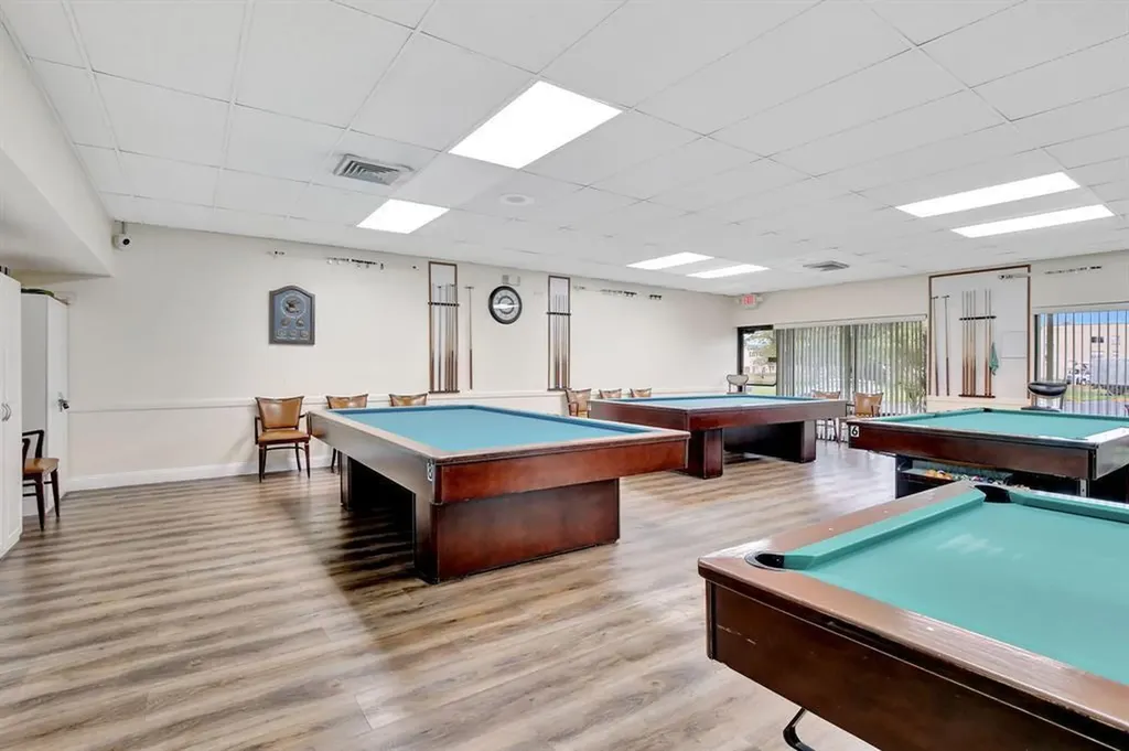 2881 N Pine Island Road Sunrise FL 33322