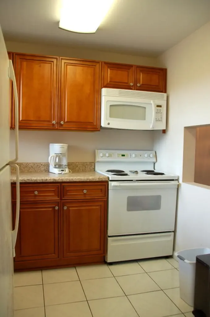 2881 N Pine Island Road Sunrise FL 33322