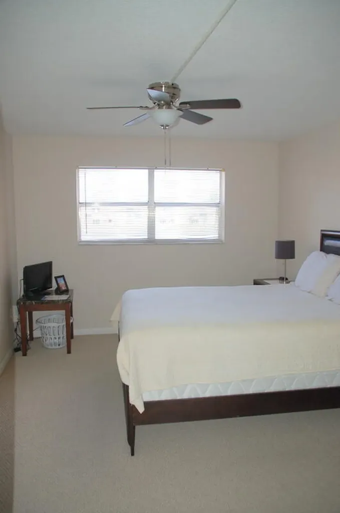 2881 N Pine Island Road Sunrise FL 33322