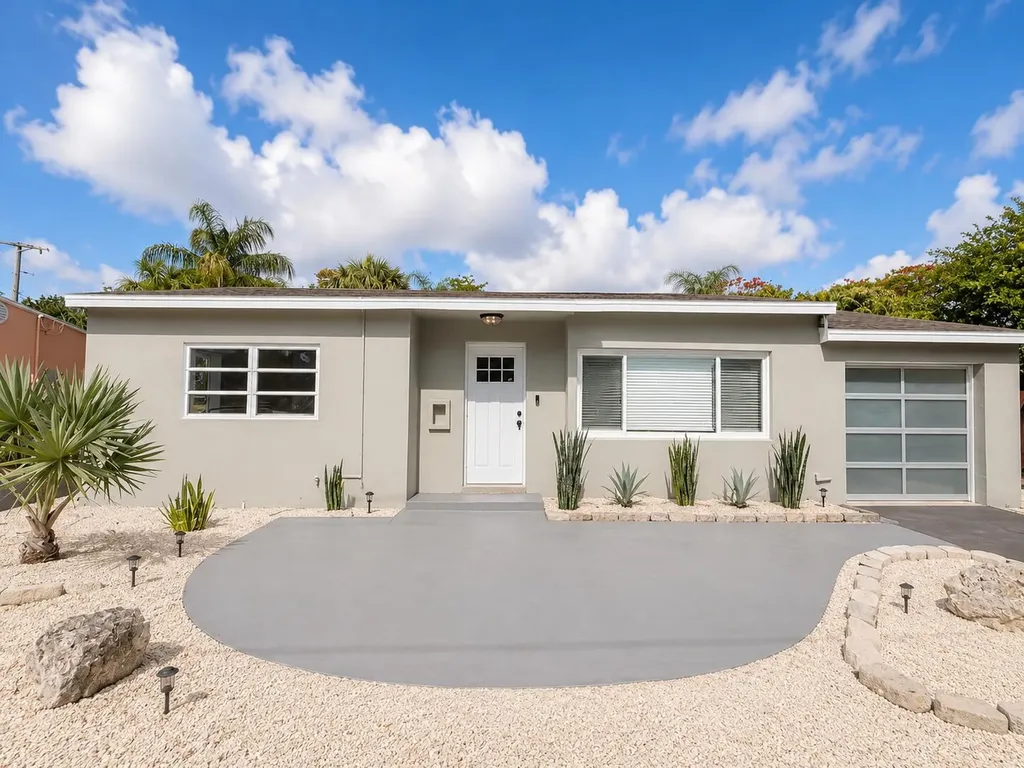 491 NW 2nd Avenue Boca Raton FL 33432