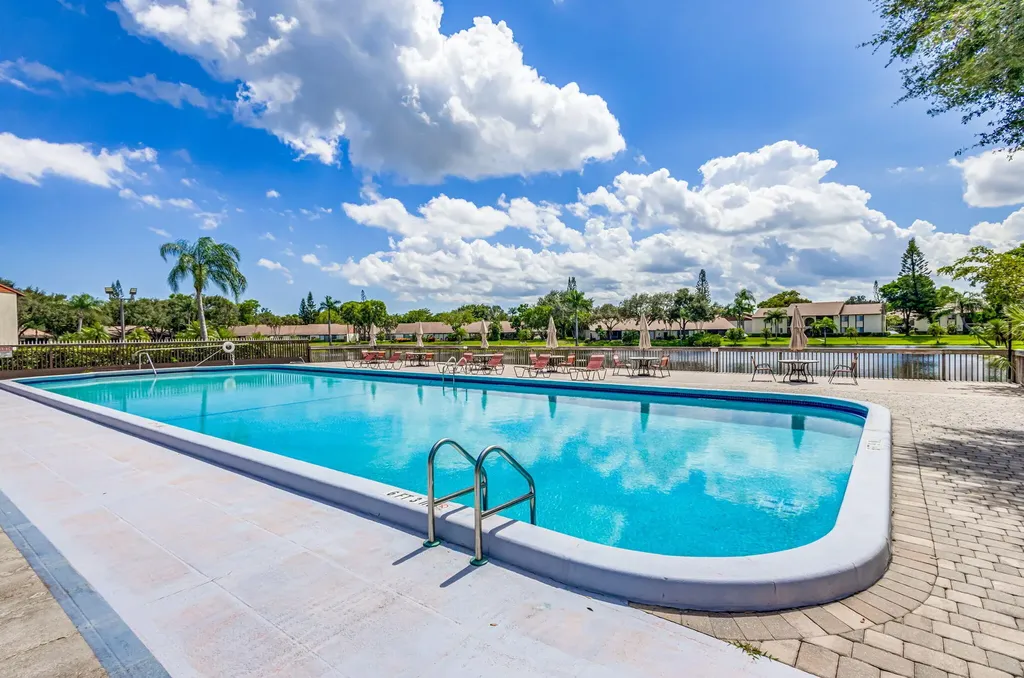 4991 Sable Pine Circle West Palm Beach FL 33417