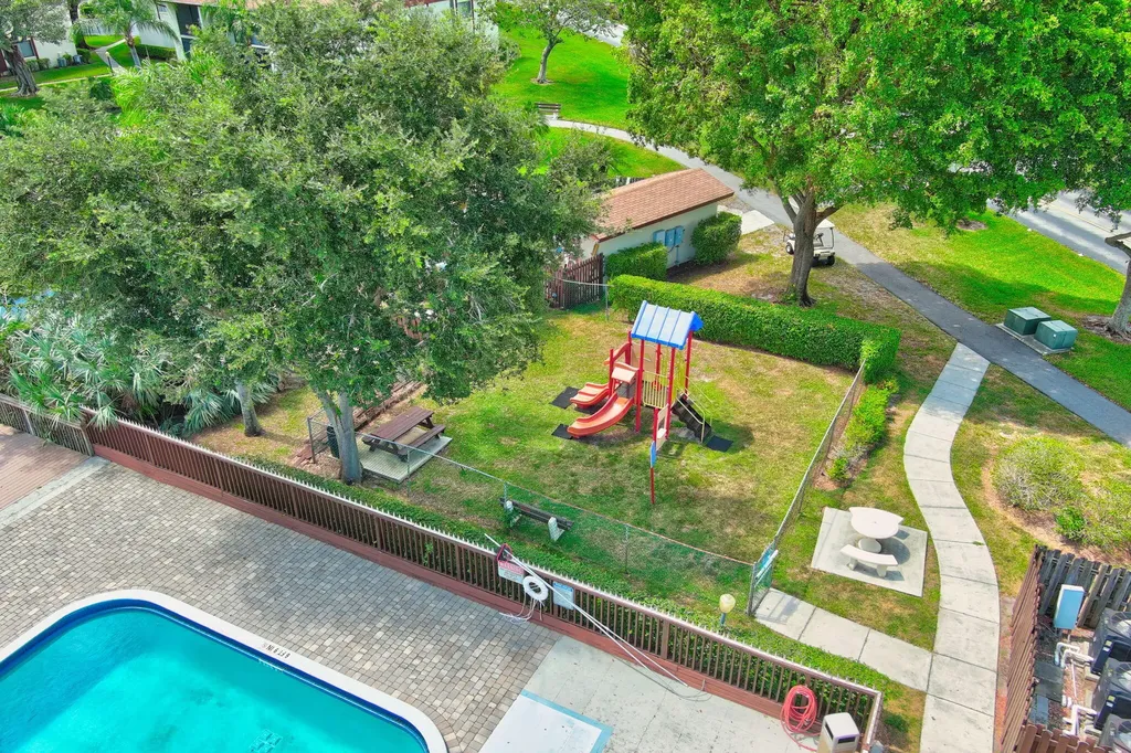 4991 Sable Pine Circle West Palm Beach FL 33417