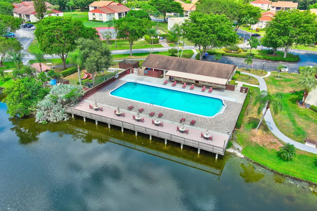 4991 Sable Pine Circle West Palm Beach FL 33417