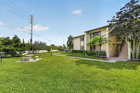 4991 Sable Pine Circle West Palm Beach FL 33417