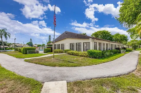 4991 Sable Pine Circle West Palm Beach FL 33417