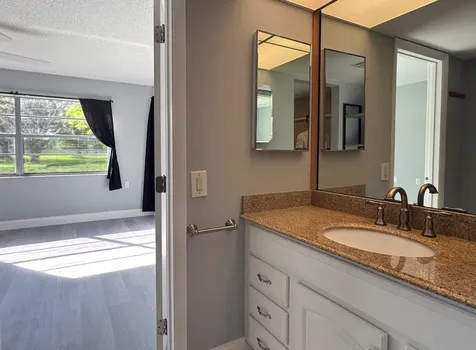 2604 Nassau Bend Coconut Creek FL 33066