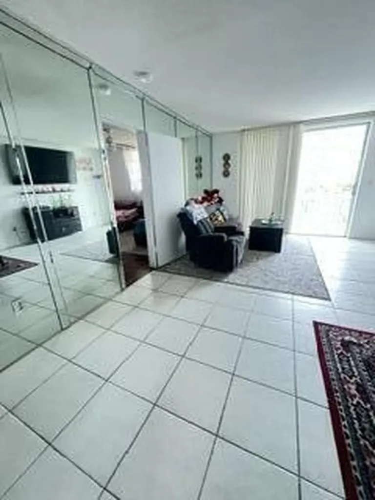2903 Point East Drive Aventura FL 33160