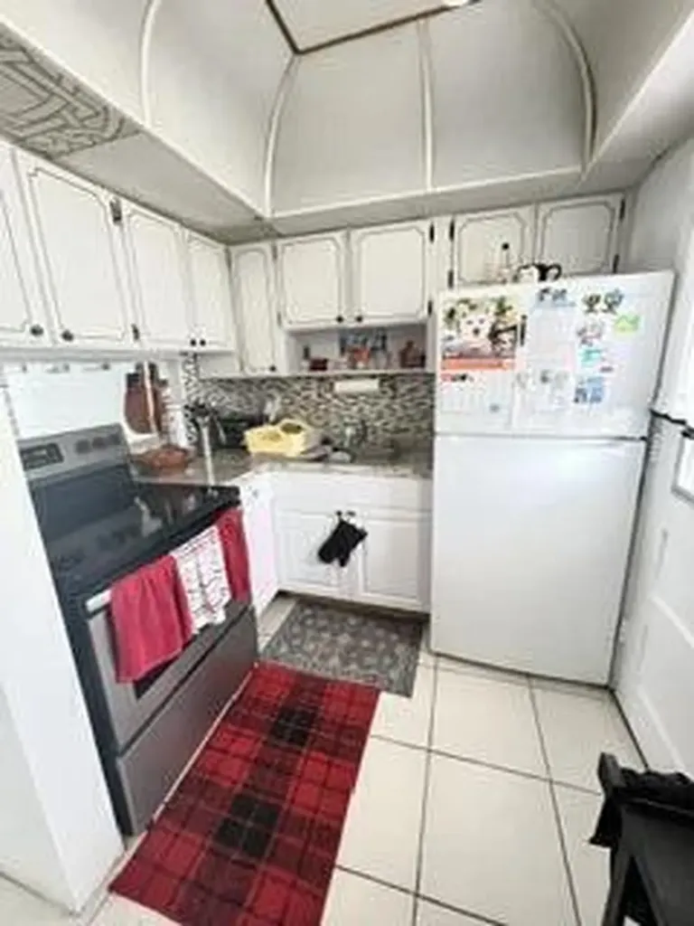 2903 Point East Drive Aventura FL 33160