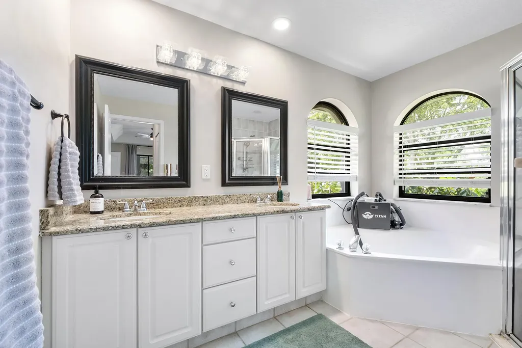 16967 84th Court N Loxahatchee FL 33470
