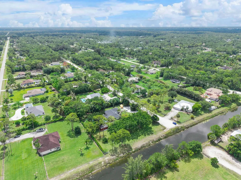 16967 84th Court N Loxahatchee FL 33470