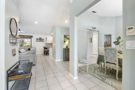 16967 84th Court N Loxahatchee FL 33470