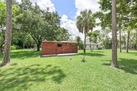 16967 84th Court N Loxahatchee FL 33470
