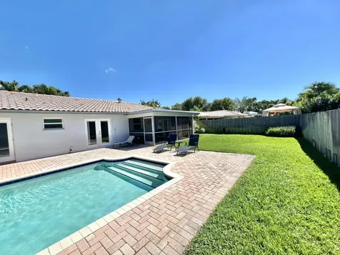 3289 NW 25th Way Boca Raton FL 33434