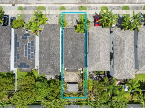 4441 NW 48th Terrace Tamarac FL 33319