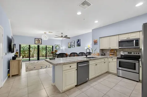 4470 Leo Lane Riviera Beach FL 33410