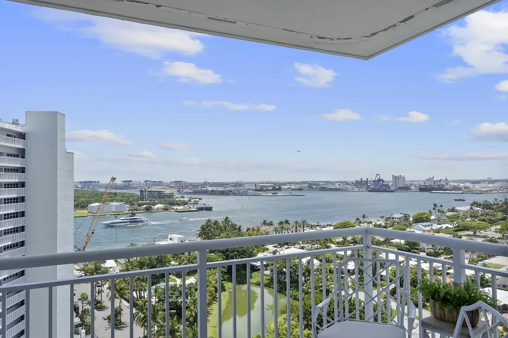 1920 S Ocean Drive Fort Lauderdale FL 33316