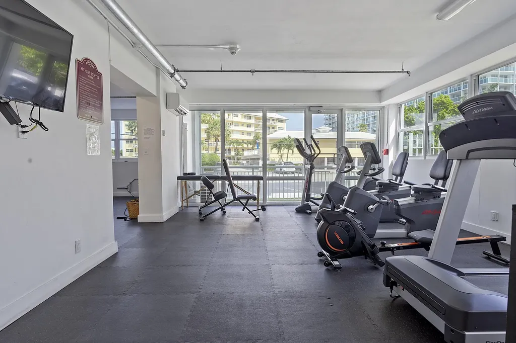 1920 S Ocean Drive Fort Lauderdale FL 33316