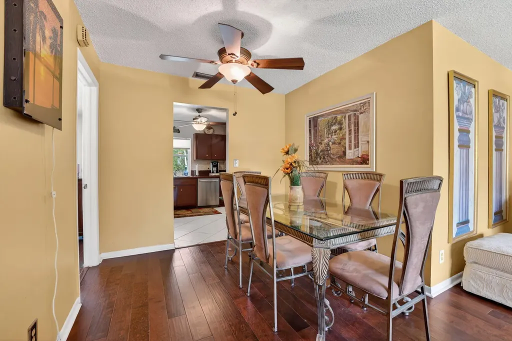 9621 NW 28th Place Coral Springs FL 33065