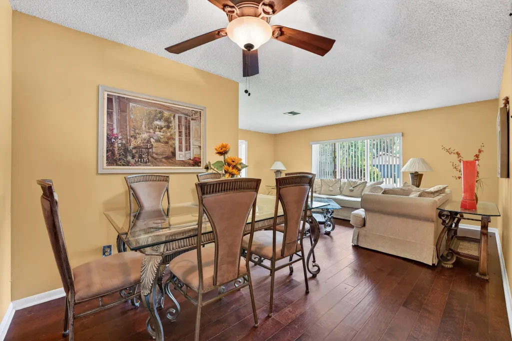 9621 NW 28th Place Coral Springs FL 33065