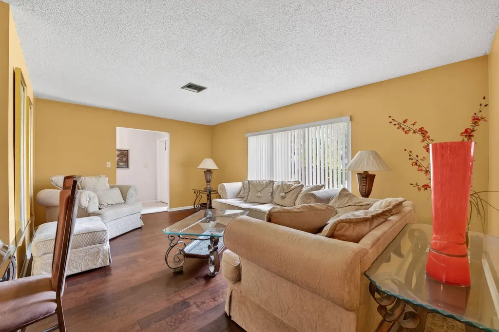 9621 NW 28th Place Coral Springs FL 33065